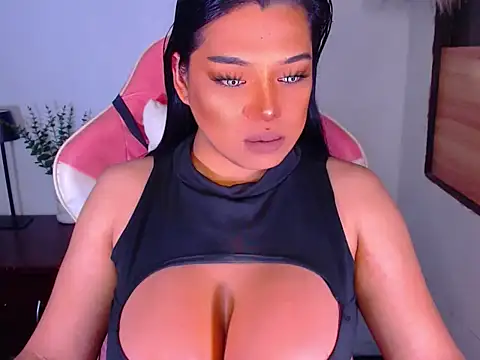 Snapshot of Zandralopez chatting on 16, 5, 2026 Zandralopez online show from 16, 5, 2026