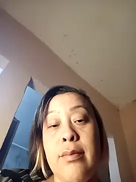 Snapshot of lua-bfly chatting on 6, 5, 2026 lua-bfly online show from 6, 5, 2026