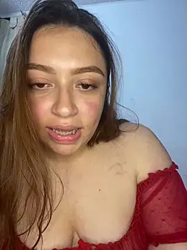 Snapshot of veronica_11 chatting on 1, 4, 2026 veronica 11 online show from 1, 4, 2026