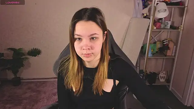 Lori Bllossom online show from 21, 4, 2026