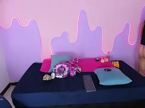 Amelia queen online show from 25, 3, 2026