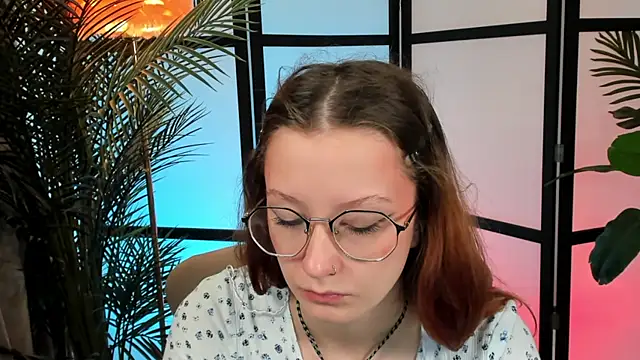 Snapshot of AmelieViolet chatting on 25, 6, 2026 AmelieViolet online show from 25, 6, 2026