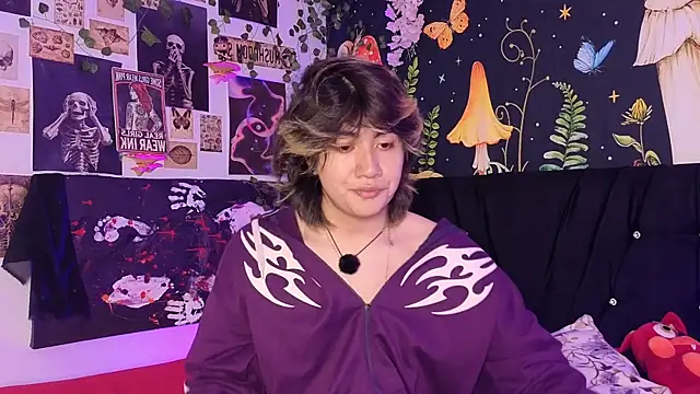 Snapshot of Noah_blackwood chatting on 8, 4, 2026 Noah blackwood online show from 8, 4, 2026