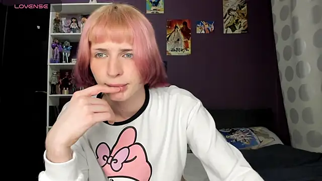 sweet peach    online show from 27, 4, 2026