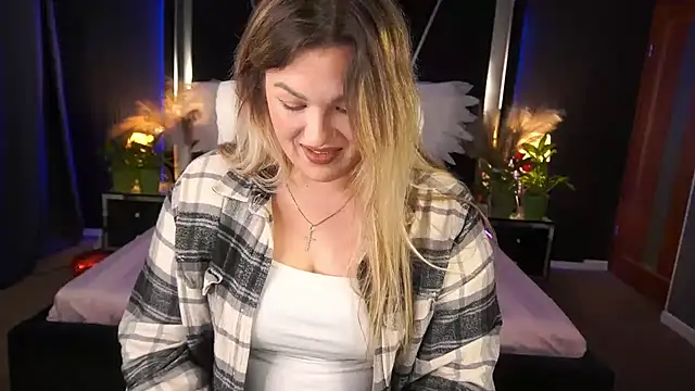 AlissyaGrayy online show from 4, 6, 2026