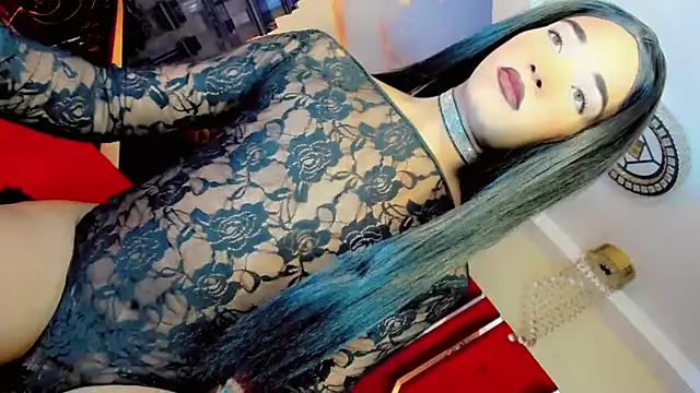 Paola Delfino online show from 12, 5, 2026
