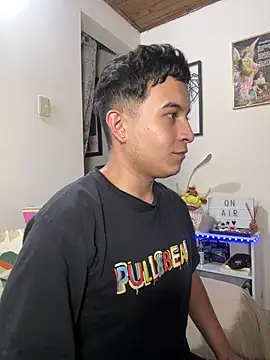 Max Parkerr online show from 19, 5, 2026