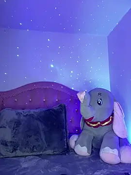 Maddy 4x online show from 17, 3, 2026