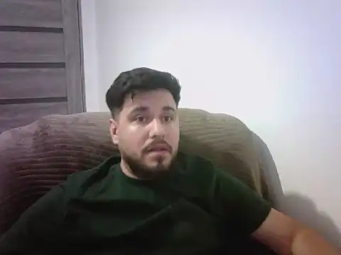 Snapshot of Gianiboy99 chatting on 19, 6, 2026 Gianiboy99 online show from 19, 6, 2026