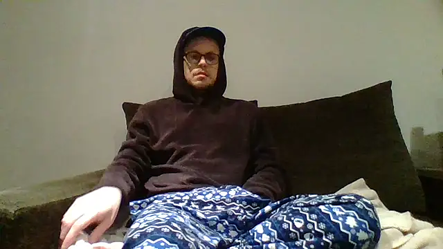 Snapshot of HornyLad34UK chatting on 16, 3, 2026 HornyLad34UK online show from 16, 3, 2026