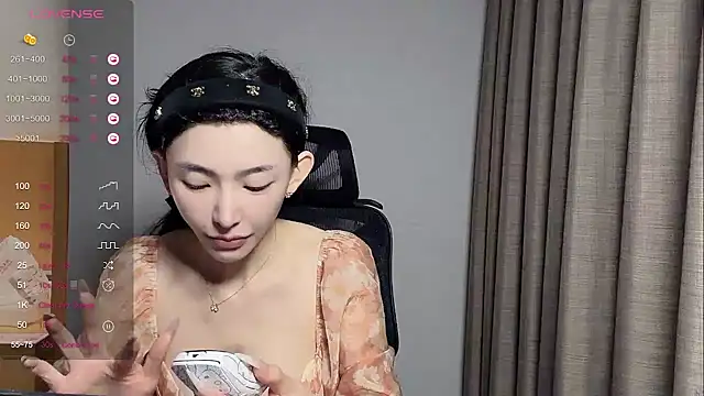 Snapshot of kiki-12 chatting on 3, 4, 2026 kiki-12 online show from 3, 4, 2026