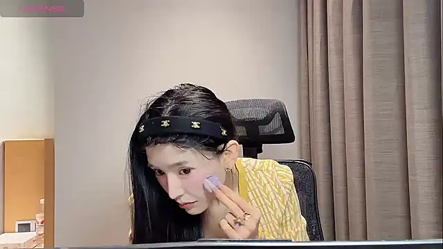 Snapshot of kiki-12 chatting on 9, 4, 2026 kiki-12 online show from 9, 4, 2026