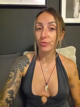 Snapshot of NicoleKaiser chatting on 24, 5, 2026 NicoleKaiser online show from 24, 5, 2026