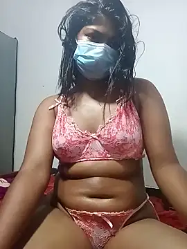 Snapshot of honeyi_babe chatting on 25, 5, 2026 honeyi babe online show from 25, 5, 2026