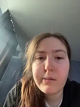 charmingggirl online show from 6, 4, 2026