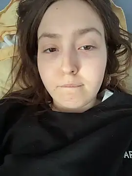 charmingggirl online show from 8, 4, 2026