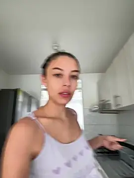 Lauren Storm online show from 23, 4, 2026