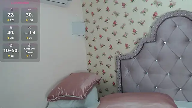 crystal watson0 online show from 13, 4, 2026