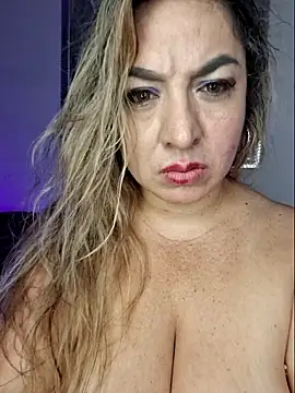 laurabassii online show from 6, 4, 2026