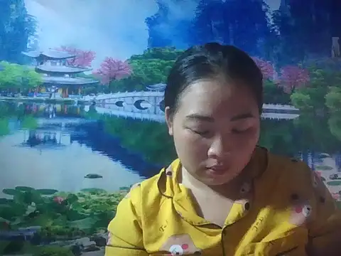 Huemy098 online show from 10, 4, 2026