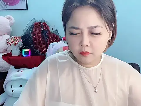 Nhanlu009 online show from 18, 4, 2026