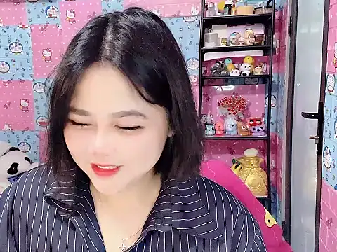 Snapshot of Nhanlu009 chatting on 4, 7, 2026 Nhanlu009 online show from 4, 7, 2026