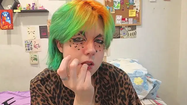 LittleKittenStar online show from 28, 5, 2026