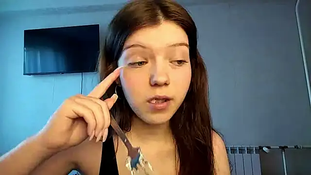 Helgawithyou online show from 24, 4, 2026