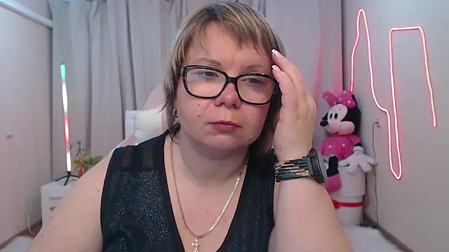 BonnnyBoobsy online show from 19, 5, 2026
