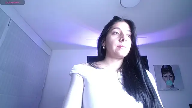 Snapshot of Melannyy_V chatting on 2, 6, 2026 Melannyy V online show from 2, 6, 2026