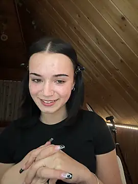 hellokiityy online show from 20, 3, 2026