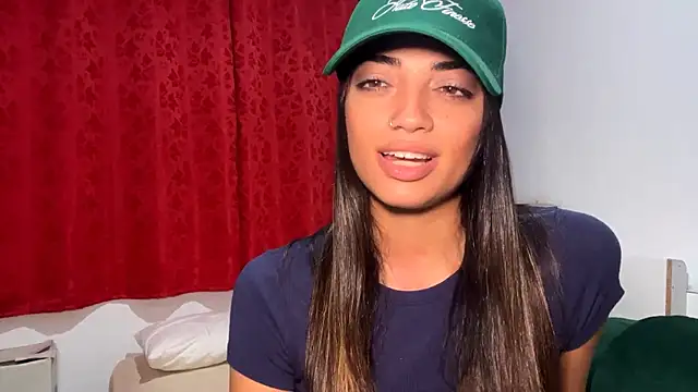 Snapshot of MarlysZlotnick chatting on 25, 3, 2026 MarlysZlotnick online show from 25, 3, 2026