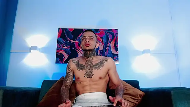 Snapshot of DominicParkerr chatting on 20, 3, 2026 DominicParkerr online show from 20, 3, 2026