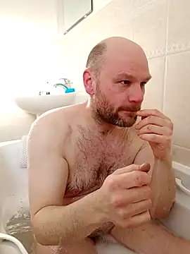 pitch 122 online show from 8, 4, 2026