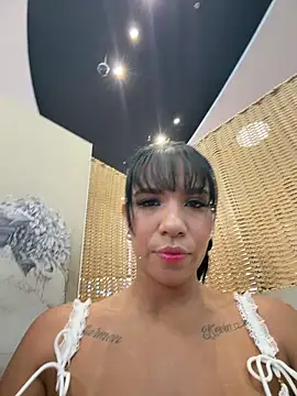 MonserratJons01 online show from 8, 6, 2026