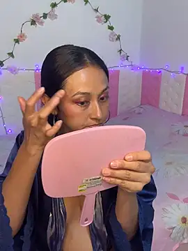 Snapshot of annaiharper chatting on 30, 3, 2026 annaiharper online show from 30, 3, 2026