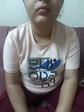 Snapshot of neelam_rawat chatting on 5, 4, 2026 neelam rawat online show from 5, 4, 2026