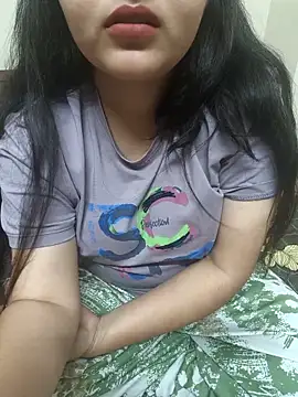 Snapshot of neelam_rawat chatting on 8, 4, 2026 neelam rawat online show from 8, 4, 2026