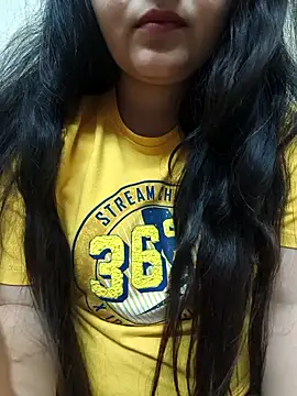 Snapshot of neelam_rawat chatting on 10, 4, 2026 neelam rawat online show from 10, 4, 2026