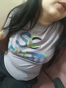 Snapshot of neelam_rawat chatting on 16, 5, 2026 neelam rawat online show from 16, 5, 2026