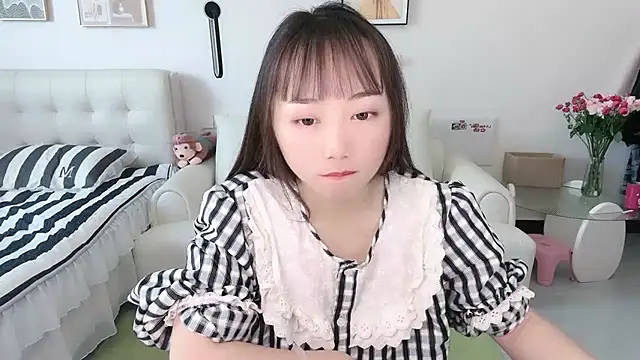 shuangshuang3 online show from 8, 4, 2026
