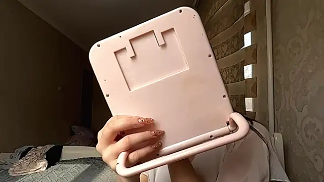 Snapshot of EffieCappaert chatting on 20, 3, 2026 EffieCappaert online show from 20, 3, 2026