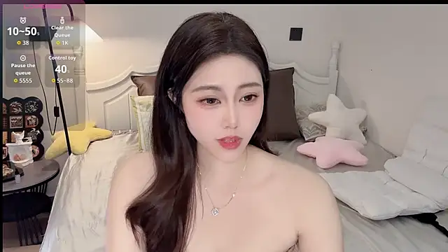 Snapshot of Siren_M chatting on 27, 6, 2026 Siren M online show from 27, 6, 2026