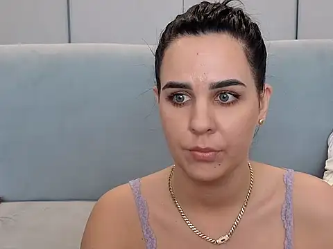 MariahBlue0318 online show from 17, 4, 2026