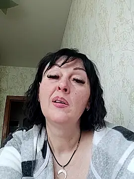 HelgaDennis online show from 25, 4, 2026