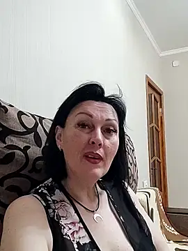 HelgaDennis online show from 18, 5, 2026