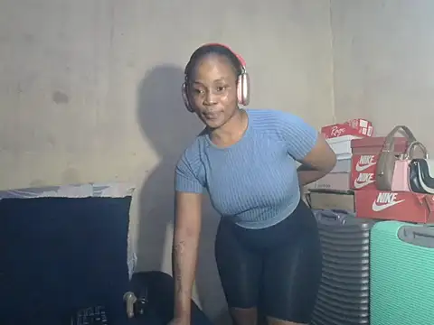 Lindabee200 online show from 10, 5, 2026