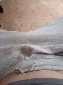 Snapshot of rolly2026 chatting on 26, 3, 2026 rolly2026 online show from 26, 3, 2026