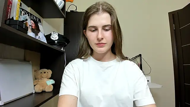 Snapshot of OhMyAlice chatting on 28, 5, 2026 OhMyAlice online show from 28, 5, 2026