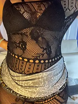 LeylaKnox online show from 23, 4, 2026